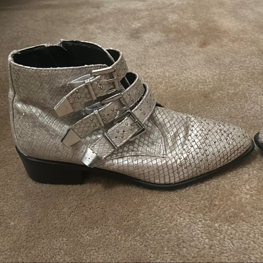 Vintage Cream & Silver Ankle Boots